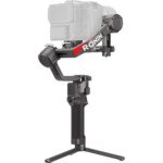 DJI RS 4 Pro Gimbal Stabilizer Combo - Image 4